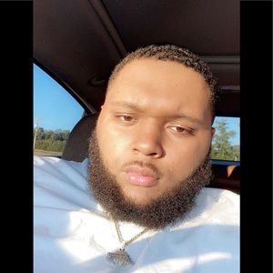 Meet your Posher, Gregary